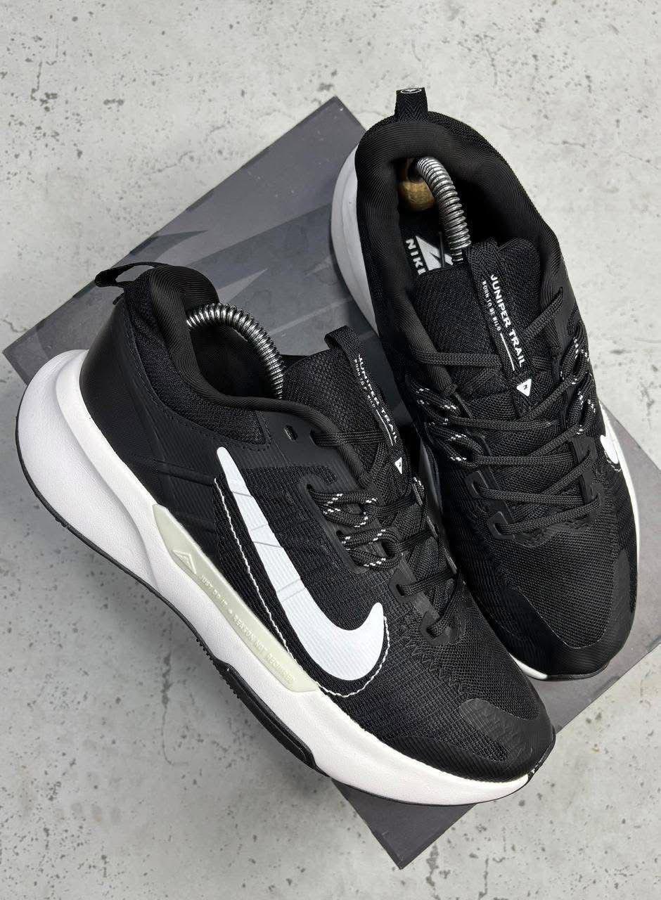 Nike Juniper Trail black